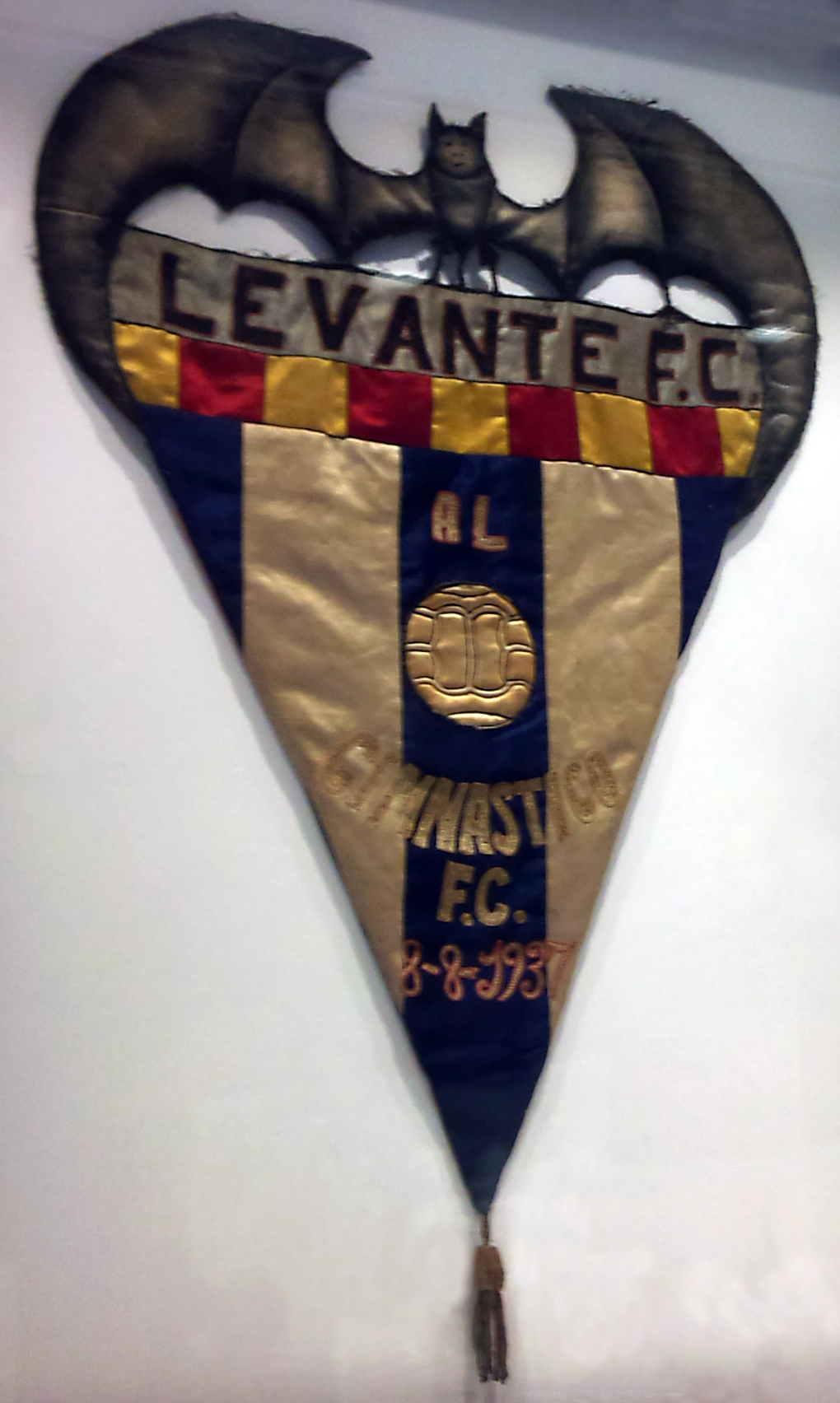 Levante Legacy